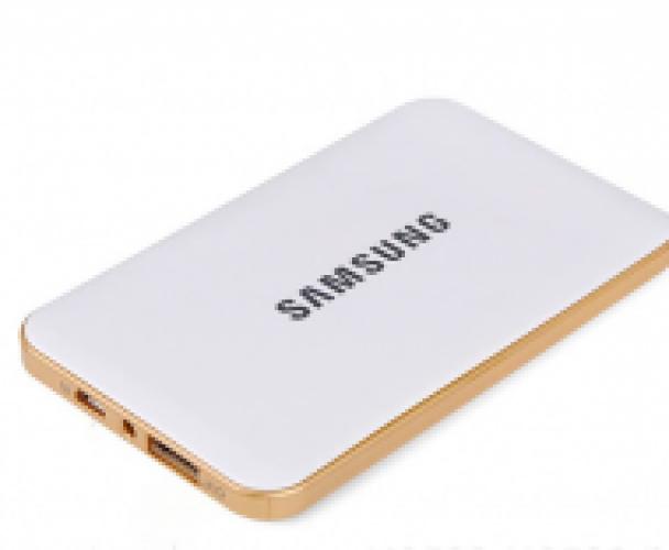 Внешний аккумулятор Samsung 8000 mAh (купить внешний аккумулятор)